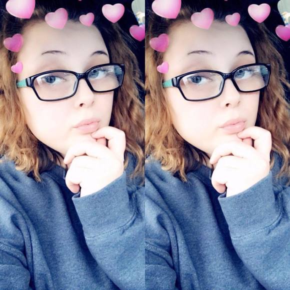 Meet your Posher, Brina - Picture 1 of 1